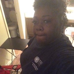 Meet your Posher, Shanise